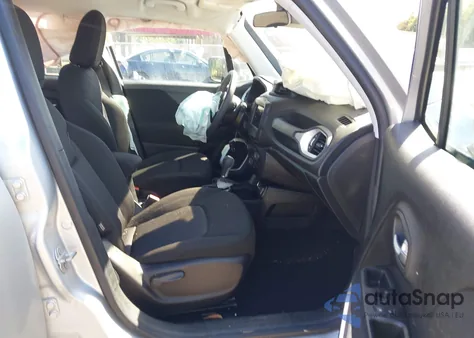 2018 Jeep Renegade Sport Fwd из США, поврежденный, VIN ZACCJAAB1JPH19642